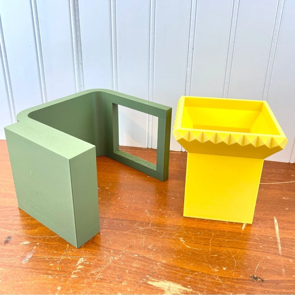 The Daka Planter, Planter with Stand, Indoor Flower Pot, Succulent